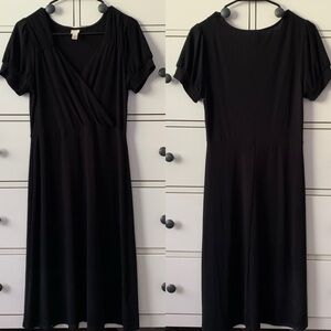 V-Neck Short Sleeve Dress